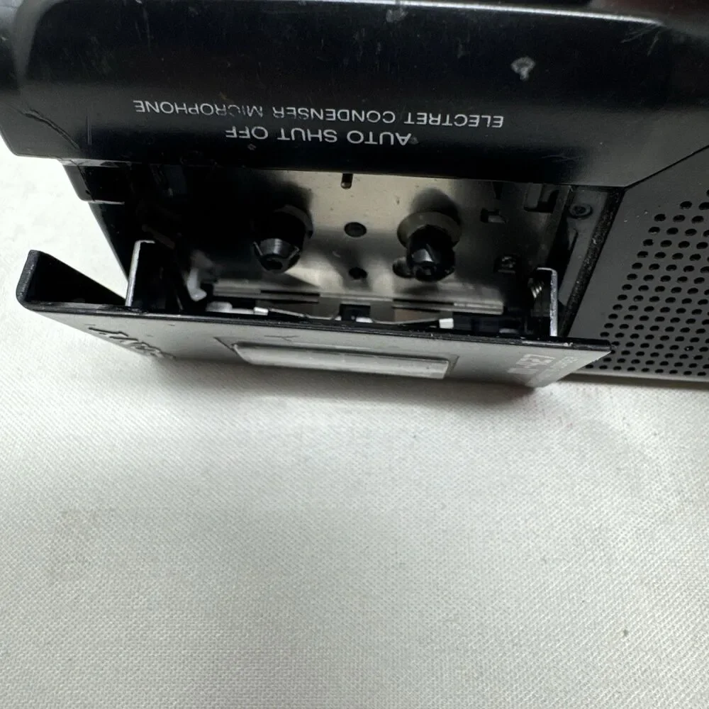 Sony M-427 Handheld Microcassette Voice Recorder, Headphone Jack, Auto Shut Off